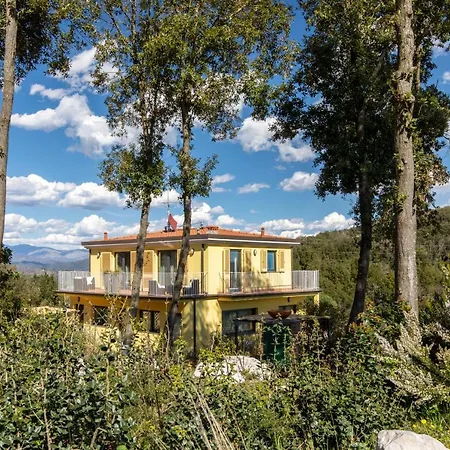 Prato Bed & Breakfast 4*