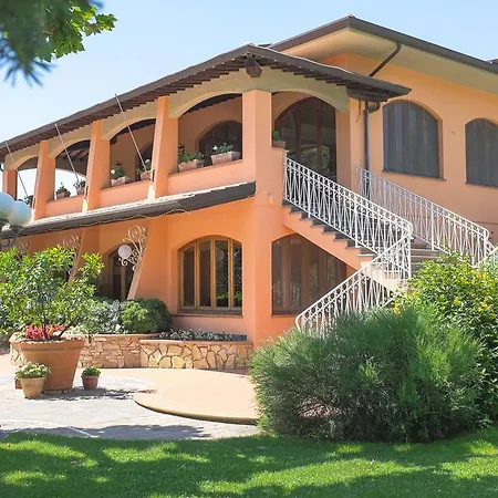 Prato Bed & Breakfast *
